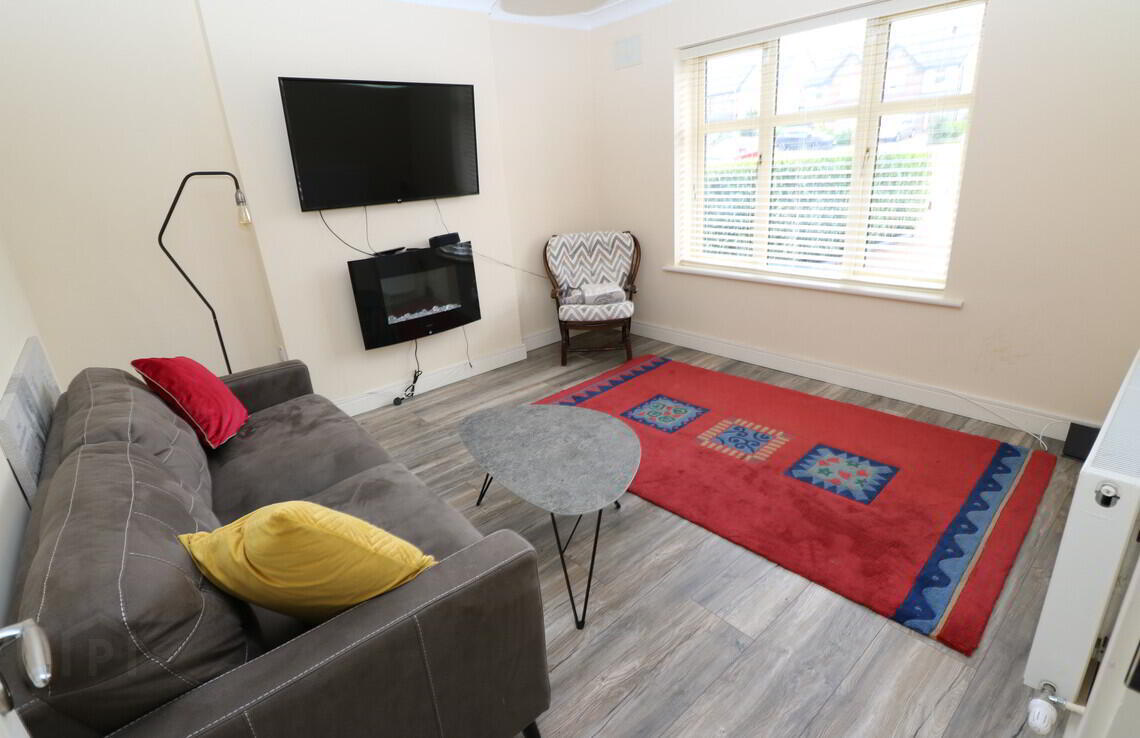 96 Knightswood 5 of 22