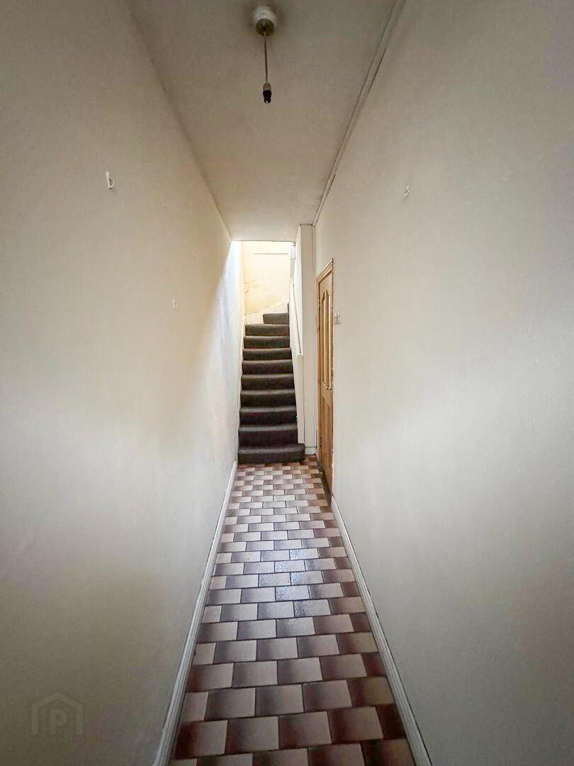 8 Emmett Place 2 of 6