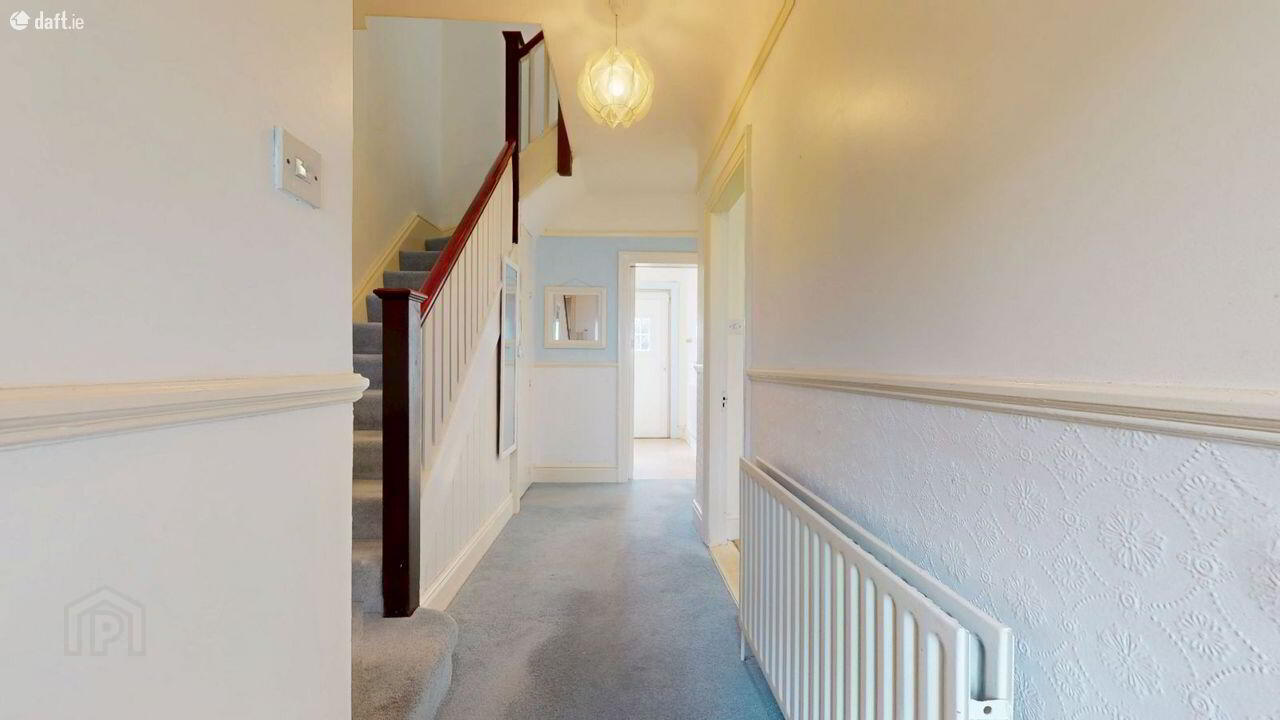 13 Shandon Crescent 4 of 23