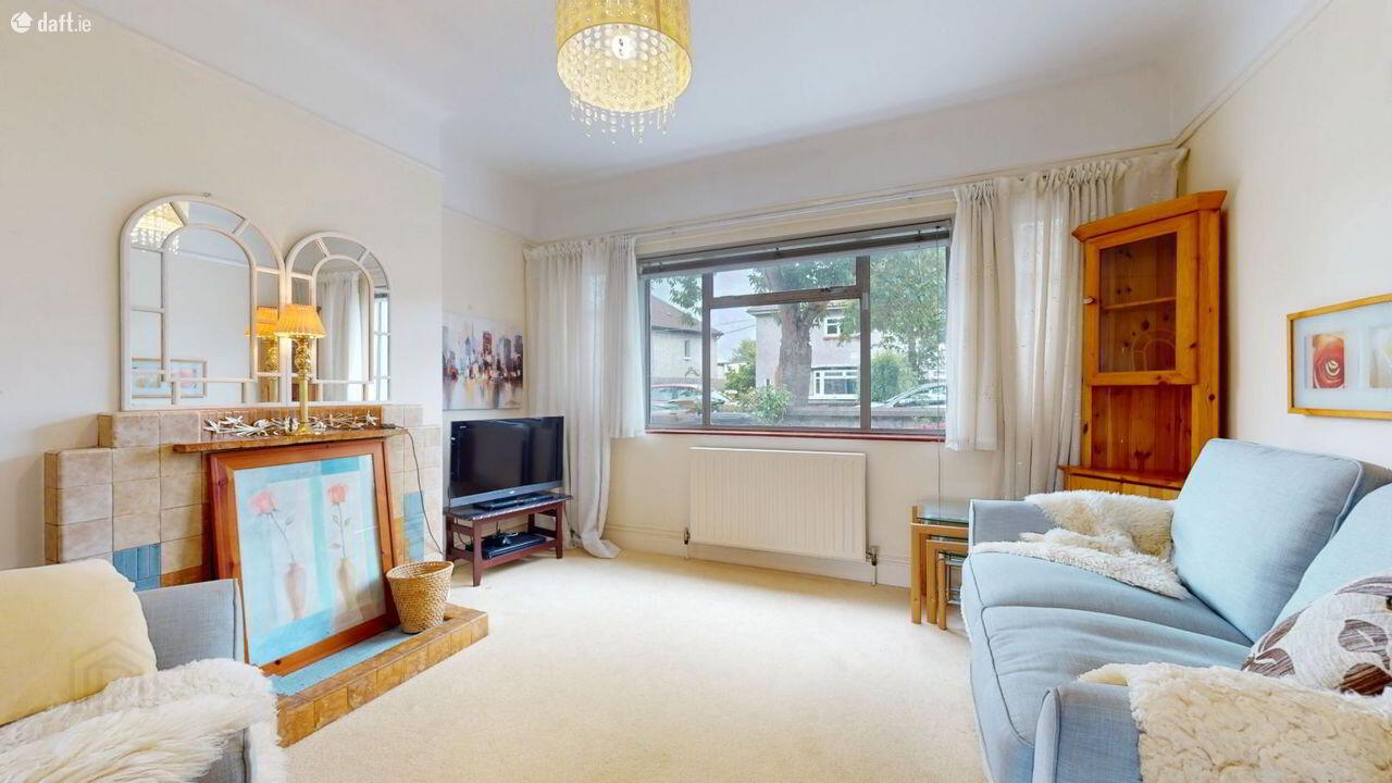 13 Shandon Crescent 5 of 23