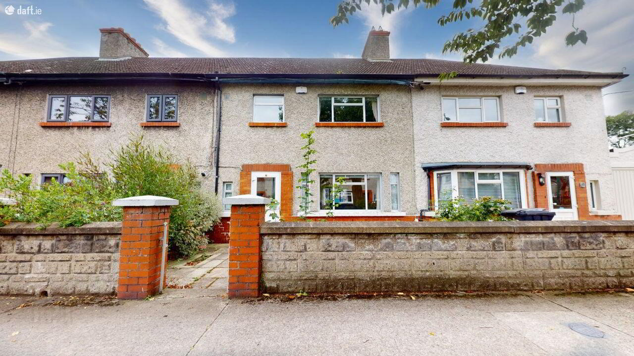 13 Shandon Crescent 2 of 23
