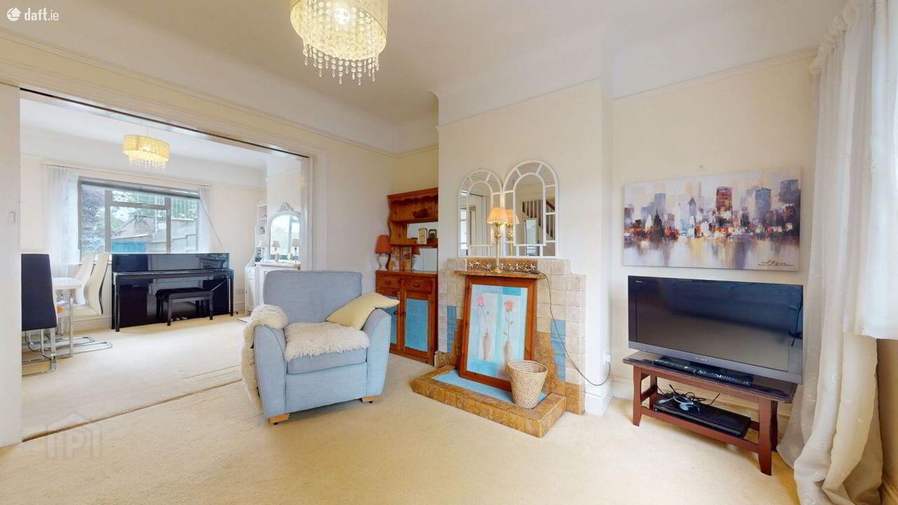 13 Shandon Crescent 6 of 23