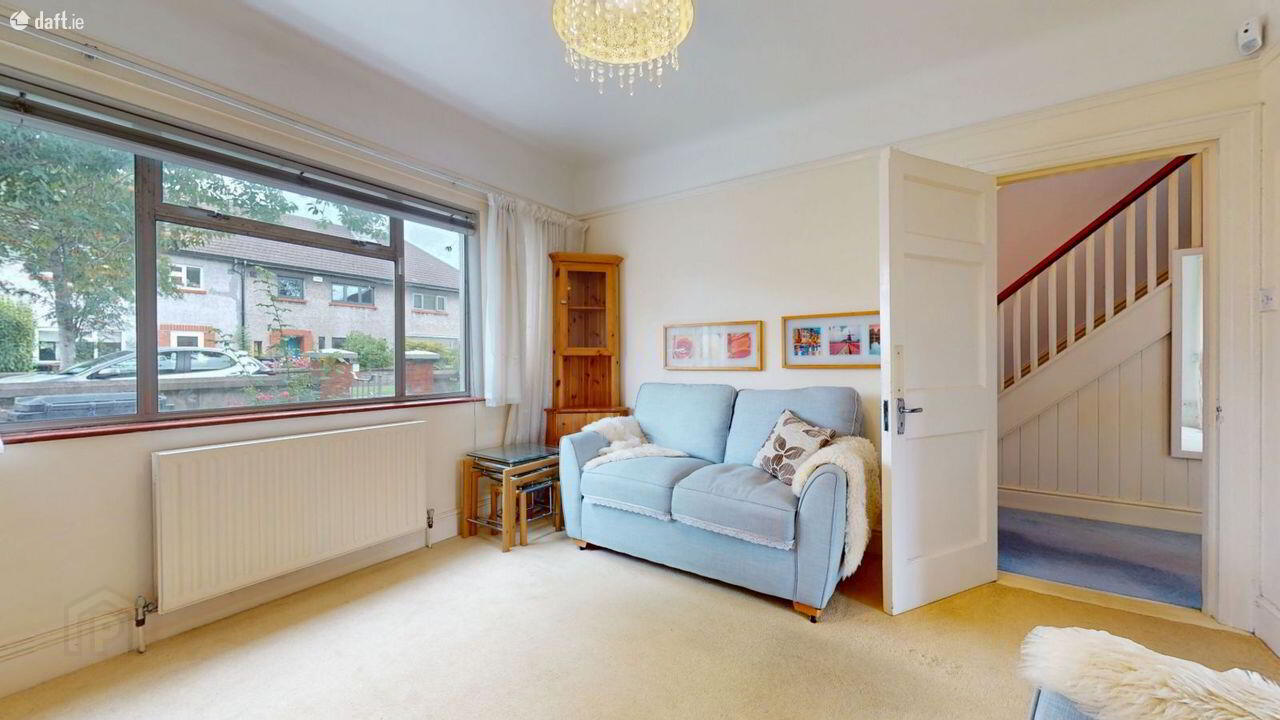 13 Shandon Crescent 7 of 23