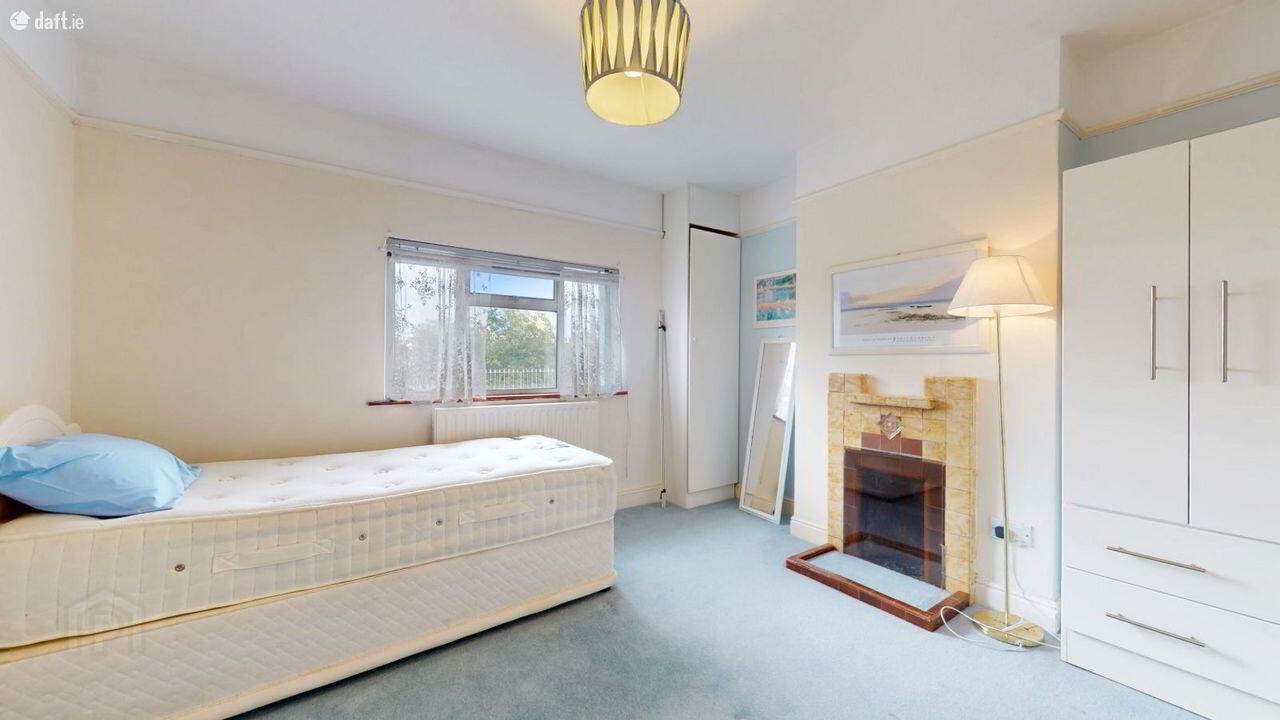13 Shandon Crescent 13 of 23