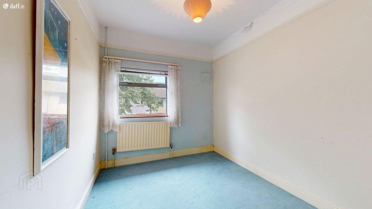 13 Shandon Crescent 18 of 23