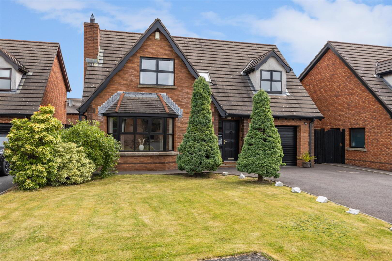 9 Edengrove Park 1 of 36