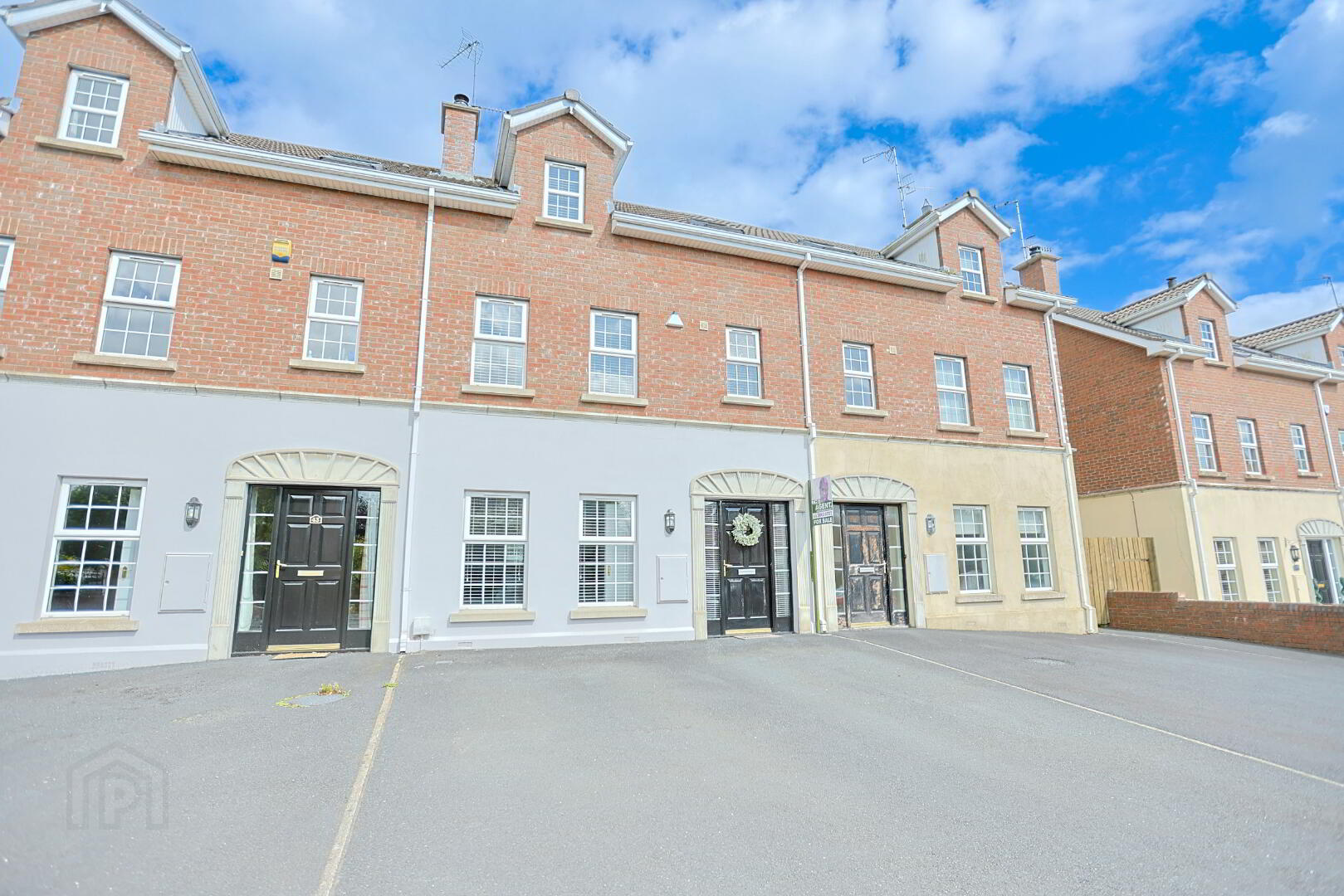 45 Lynden Gate 2 of 58