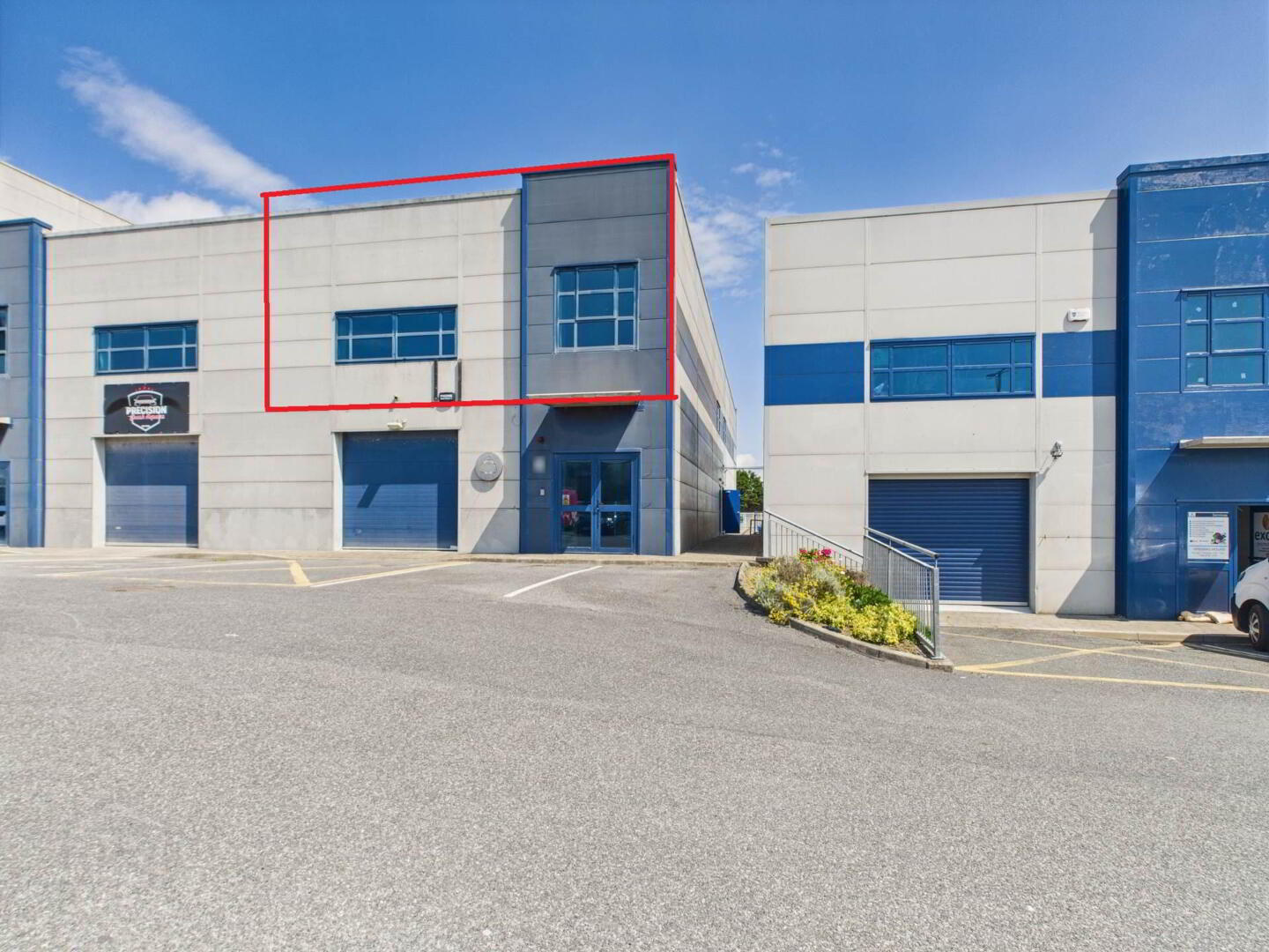 Unit 4, Boeing Avenue 1 of 12