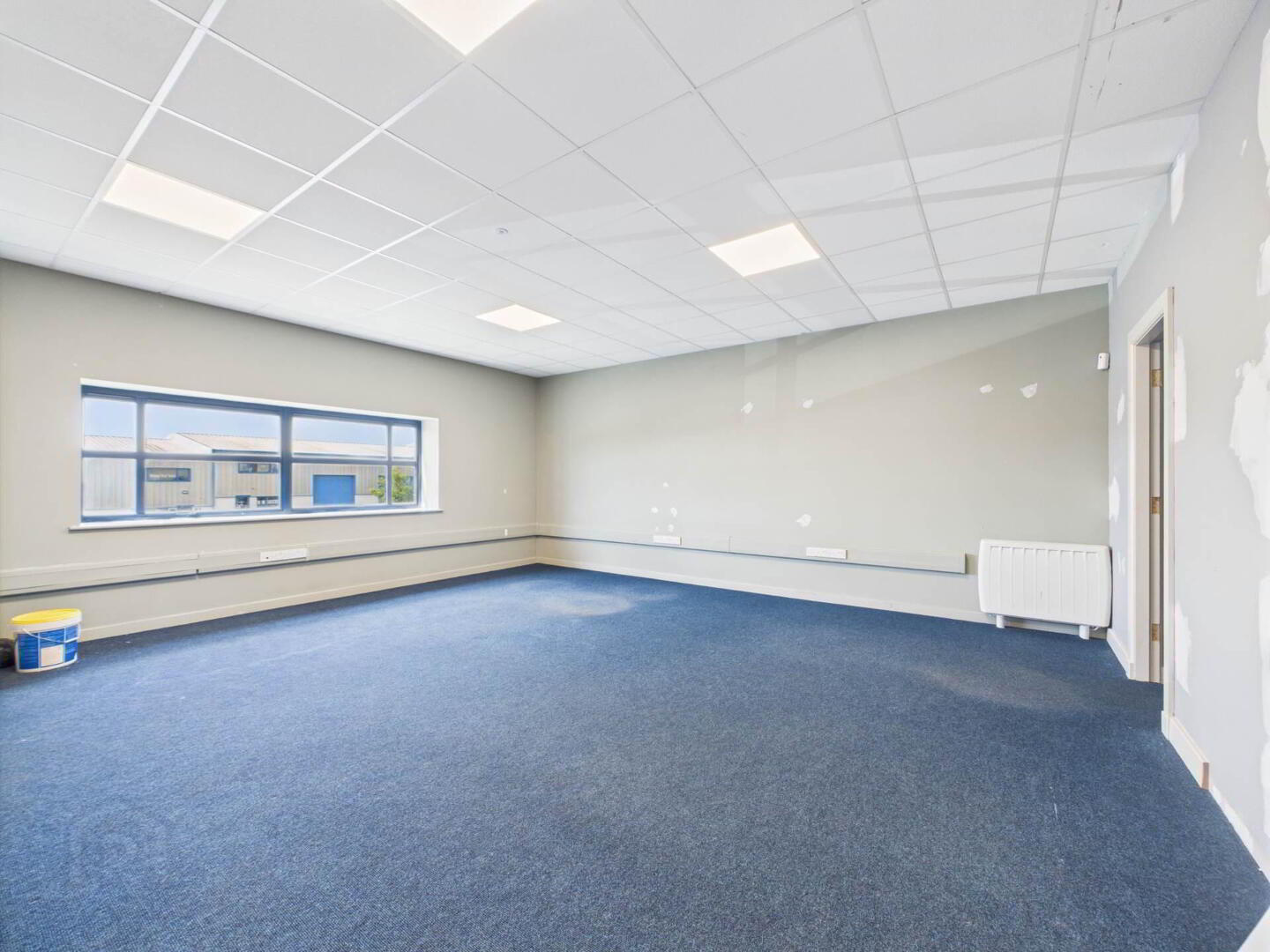 Unit 4, Boeing Avenue 6 of 12