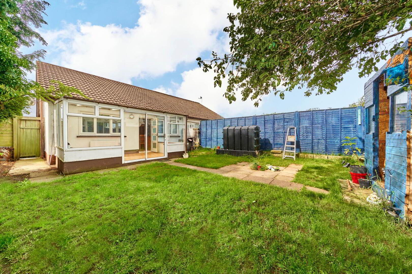 132 Abbeygrove 11 of 14