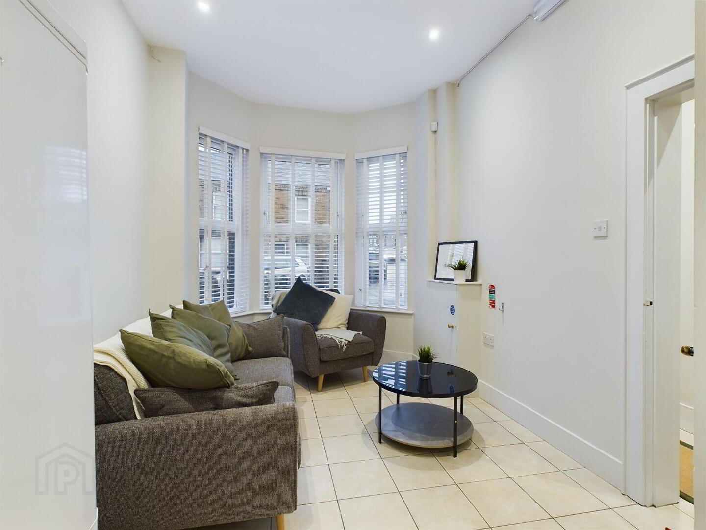 16 Edinburgh Street 3 of 27