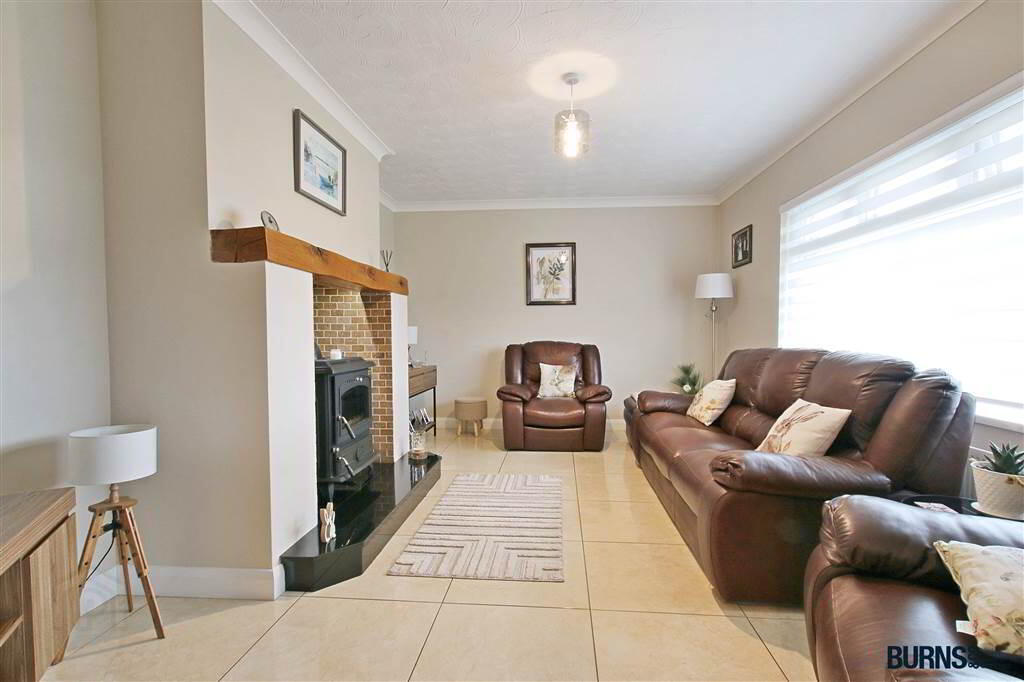 19 Calmore Park 4 of 35
