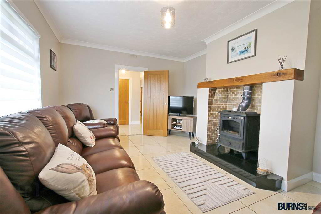 19 Calmore Park 5 of 35