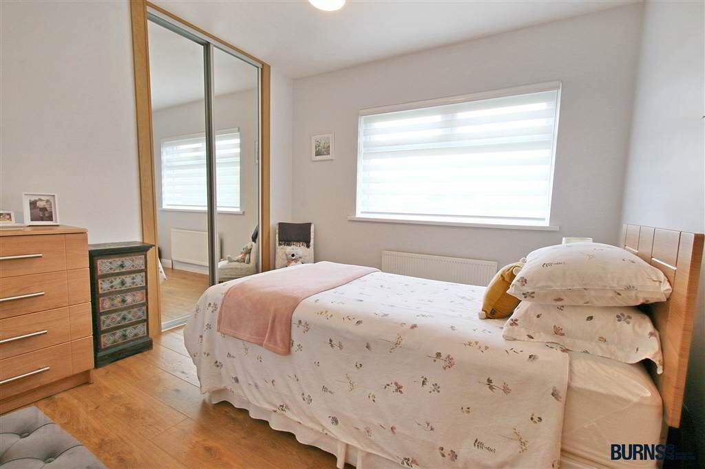 19 Calmore Park 20 of 35