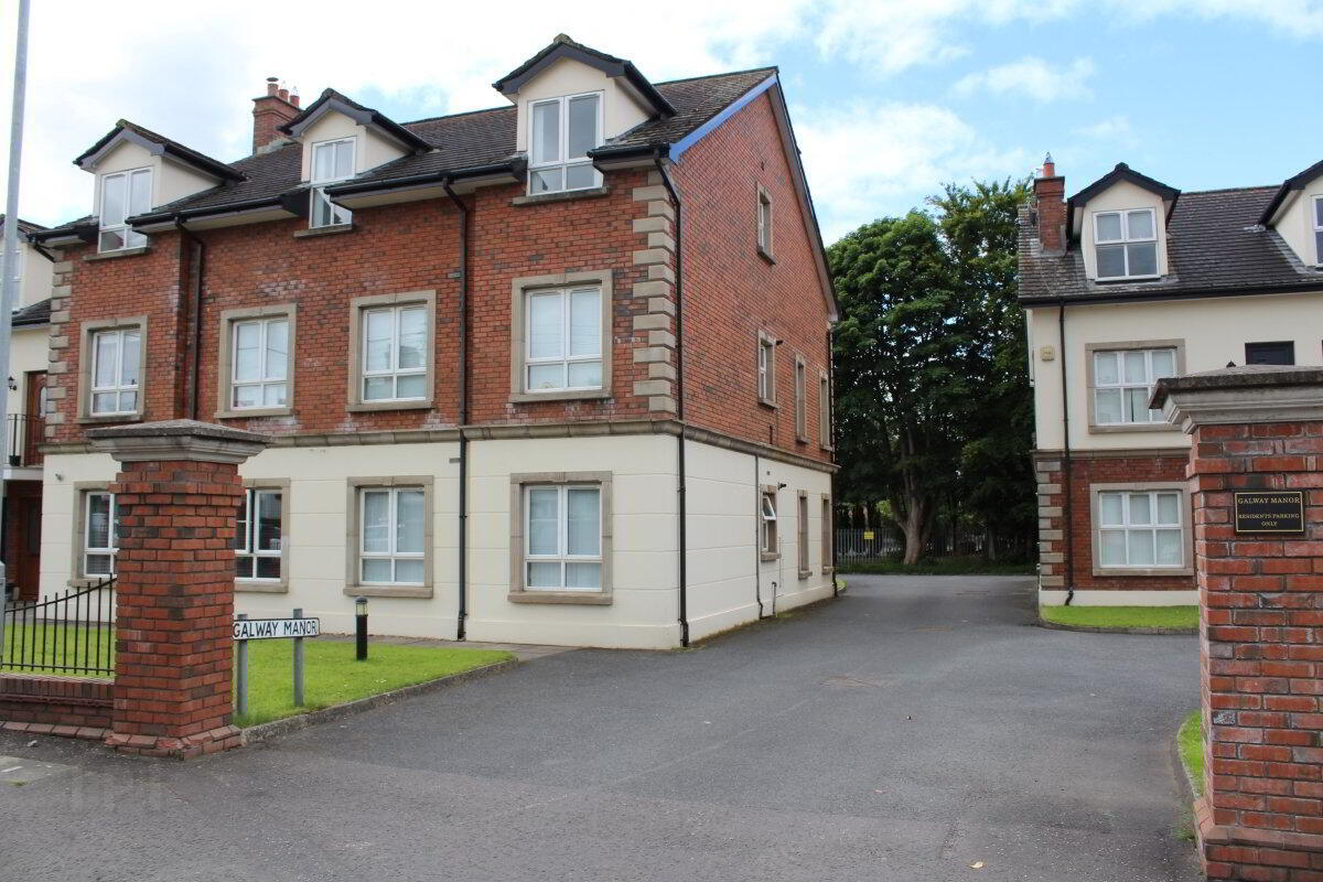 12 Galway Manor 1 of 6