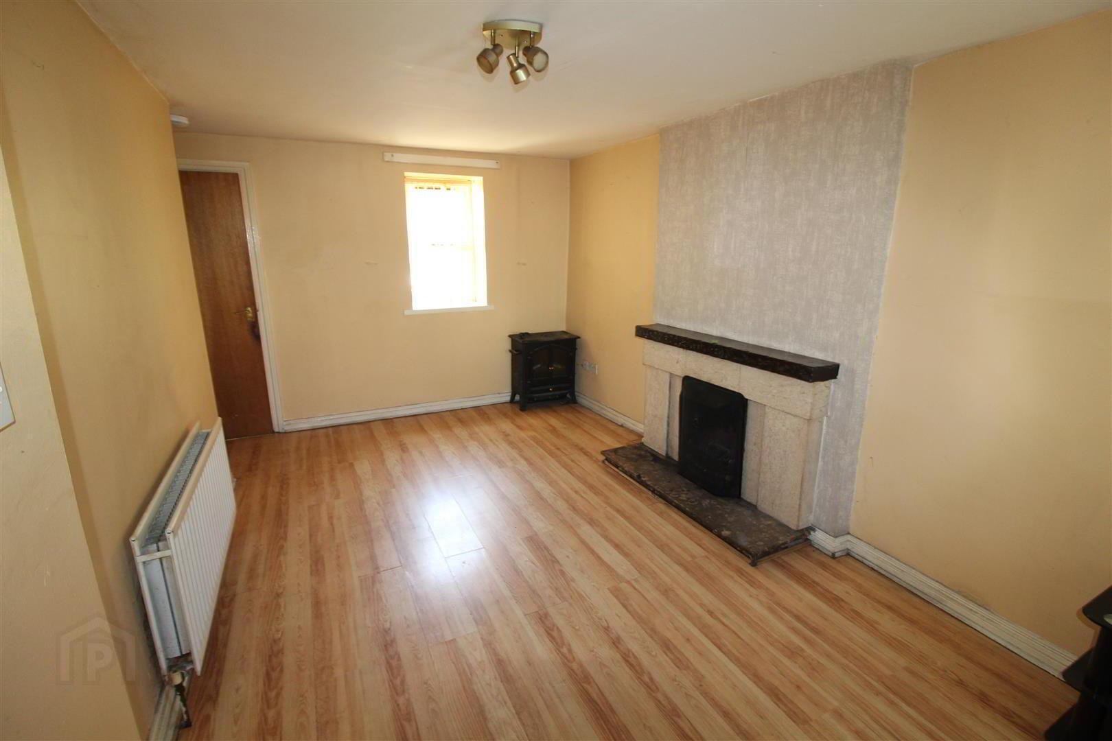 36a Stream Street 2 of 3