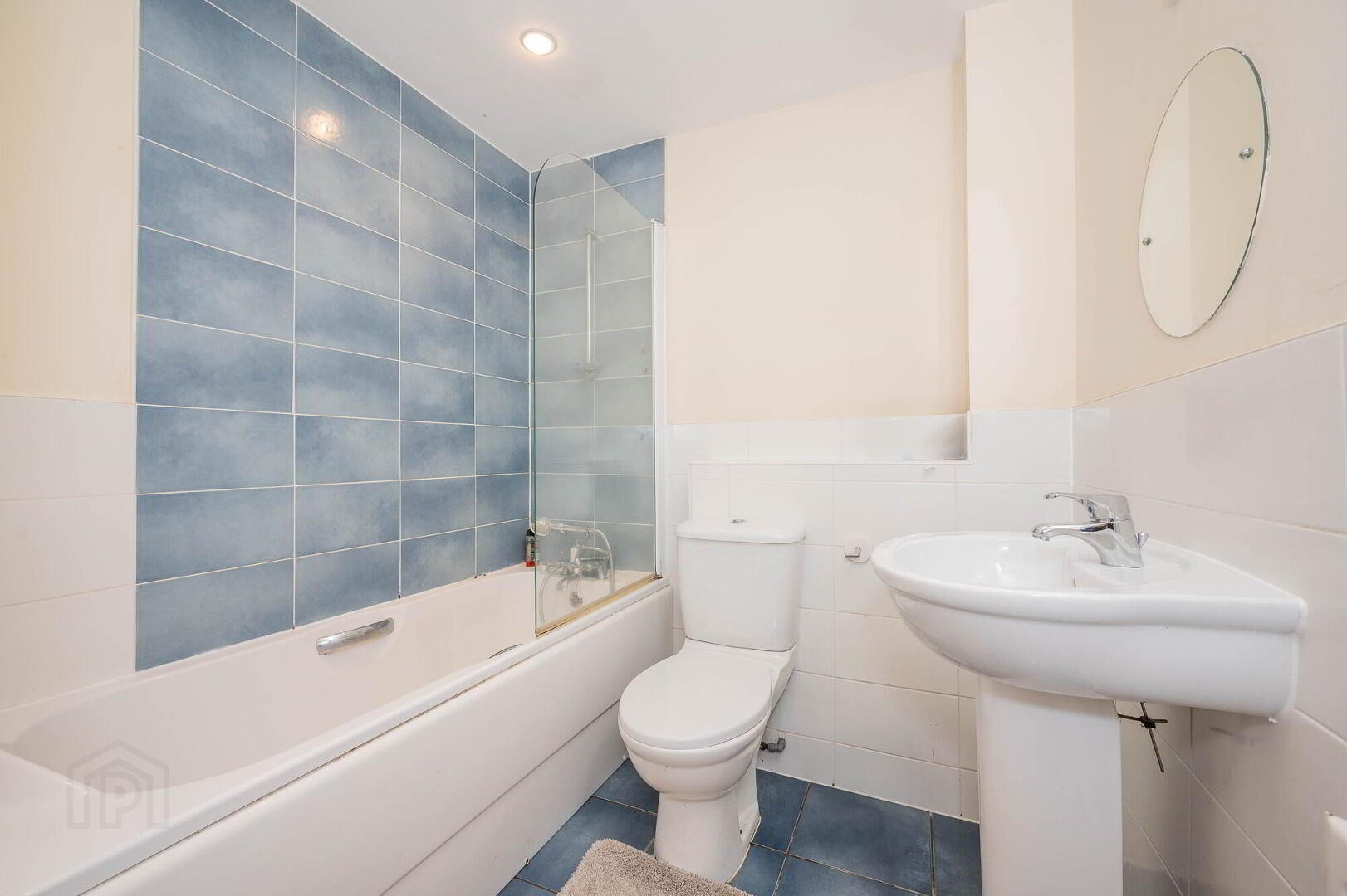 Apt 3 Elm House, 2 Beech Heights 11 of 18