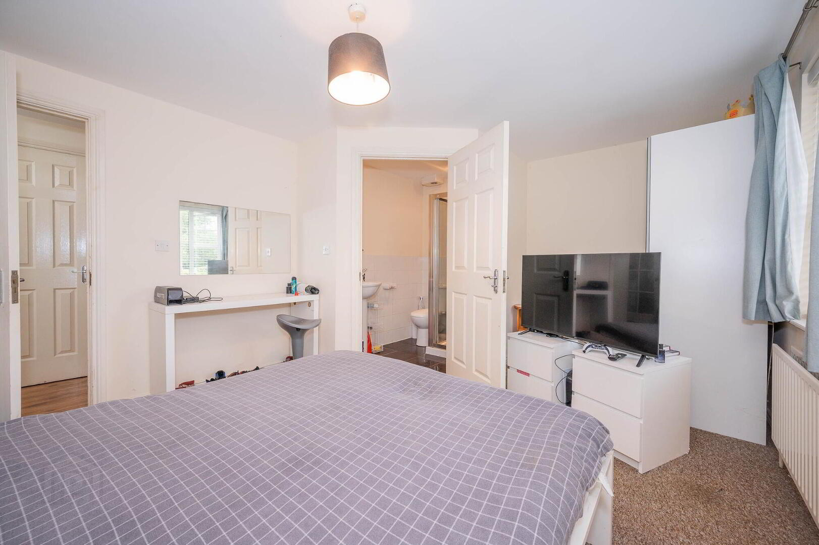 Apt 3 Elm House, 2 Beech Heights 15 of 18