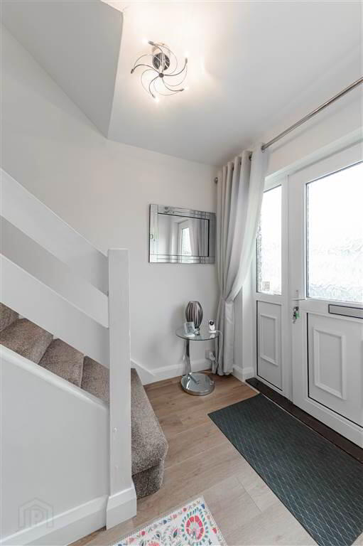 21 Sharry Drive 3 of 25