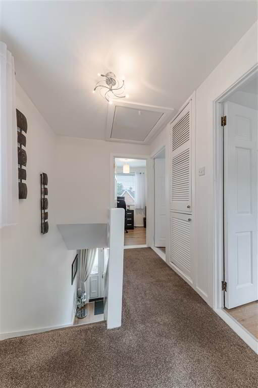21 Sharry Drive 14 of 25