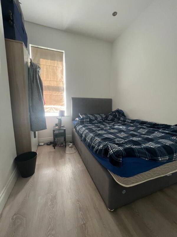 Apt 2, 34 Lisburn Road 5 of 9