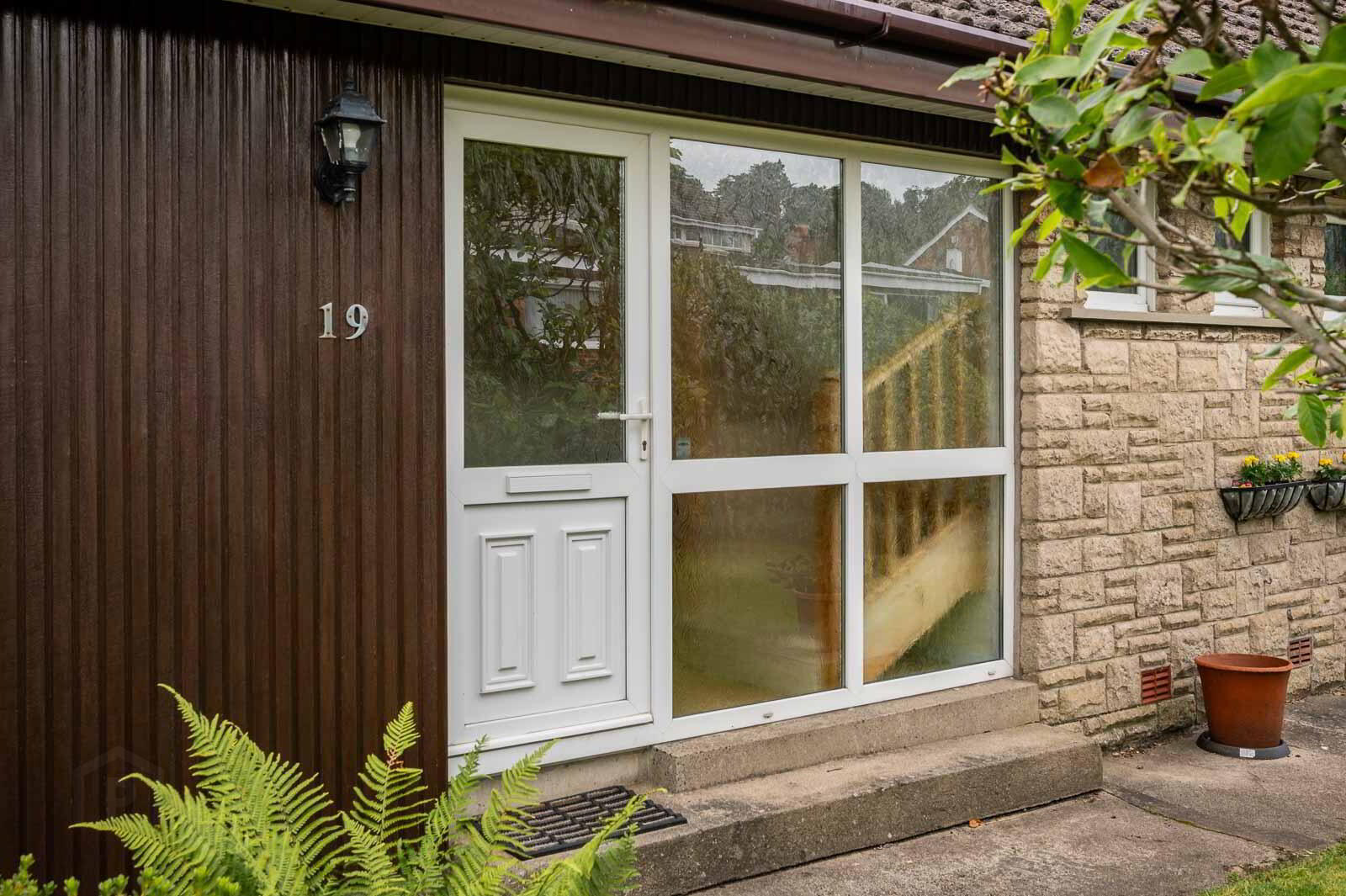 19 Rannoch Road 4 of 36