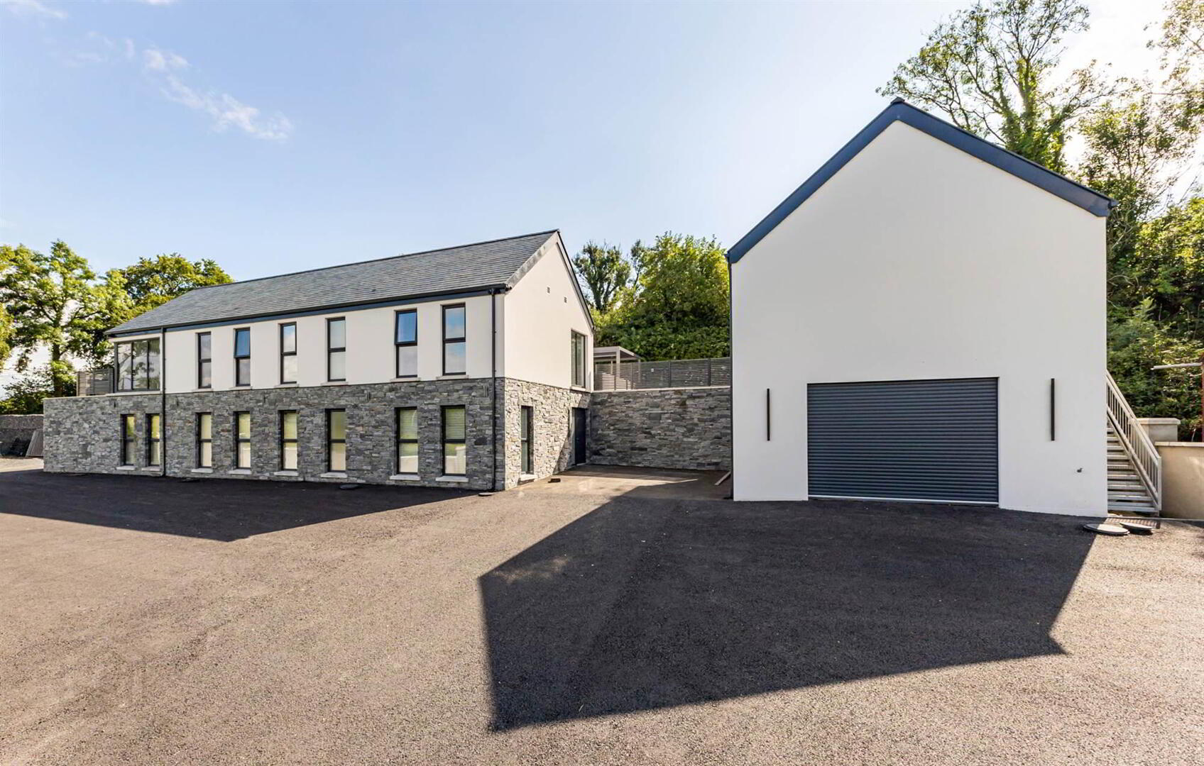 3 Old Moira Road 1 of 31