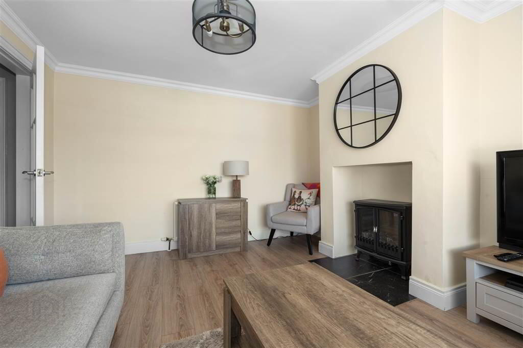 63 Crosshill View 9 of 31