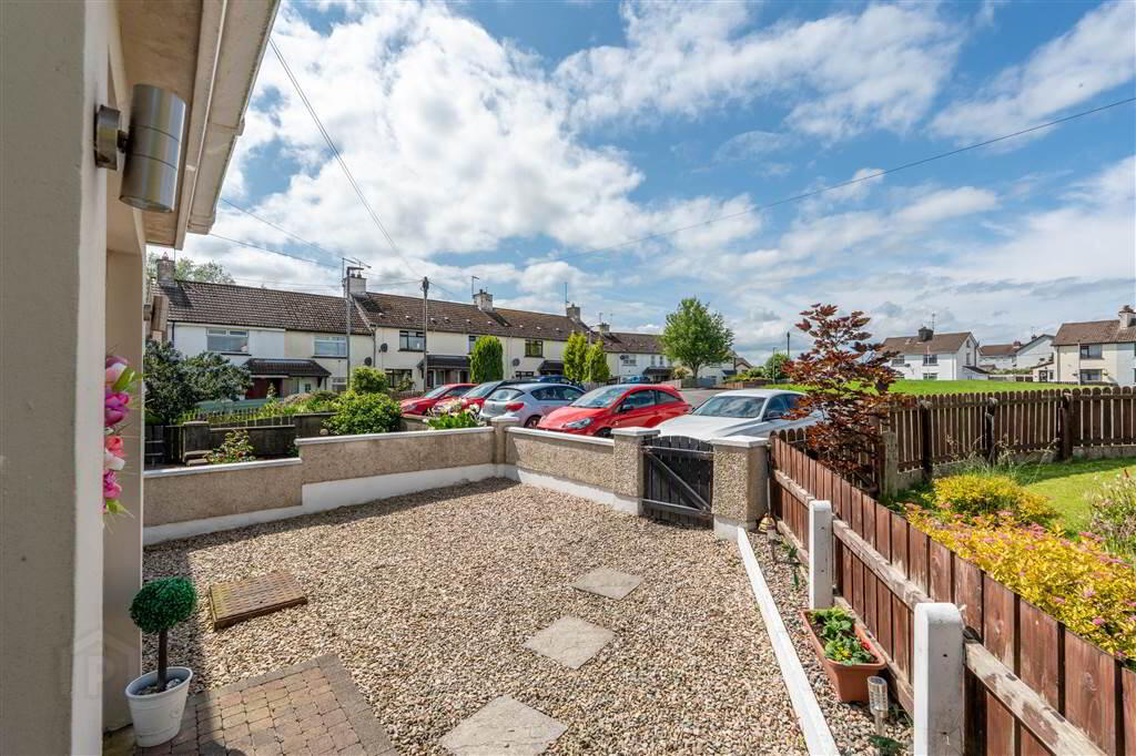 63 Crosshill View 28 of 31