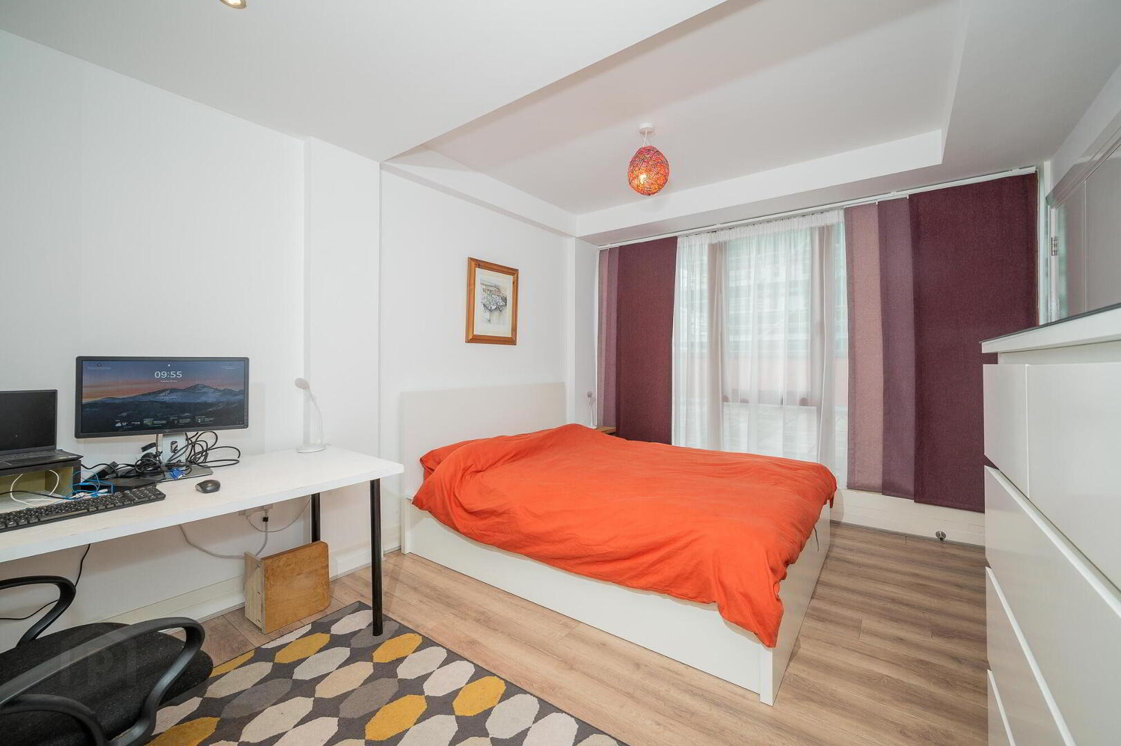 Apt 41 James Clow, 11 Princes Dock Street 13 of 19
