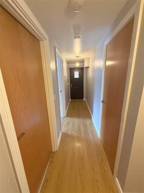90 Redwood Grove 2 of 9