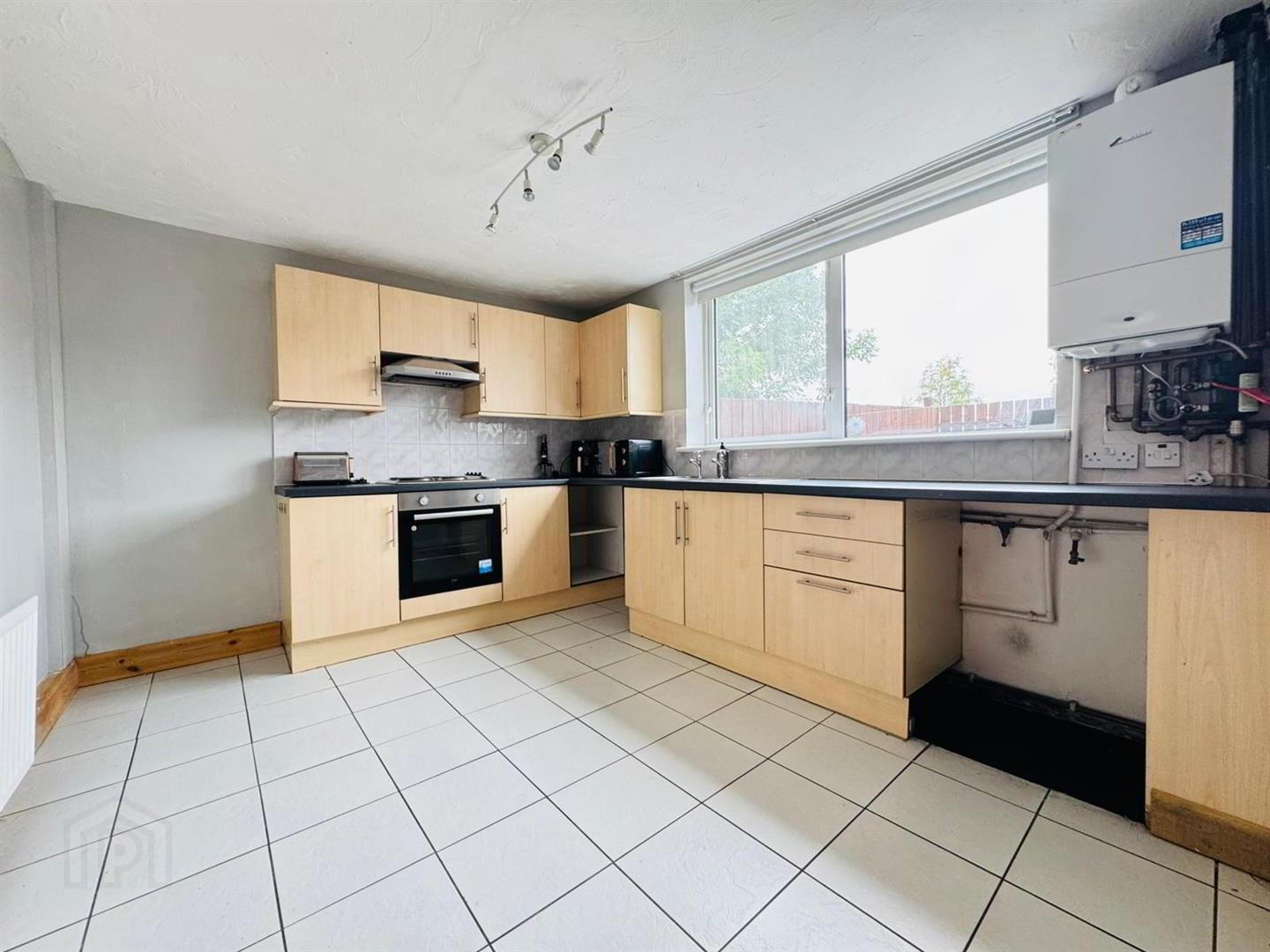 13 Rathfern Way 5 of 14