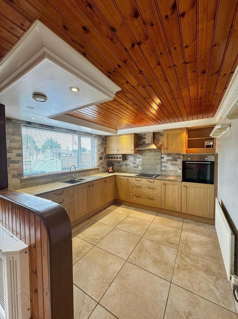 47 Trinity Drive 11 of 42