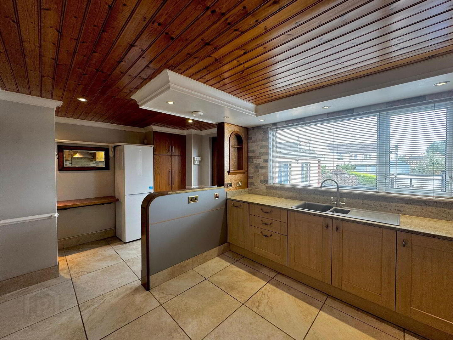 47 Trinity Drive 15 of 42