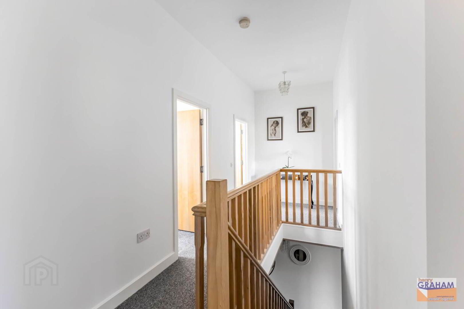 4 Holstein Crescent 18 of 30