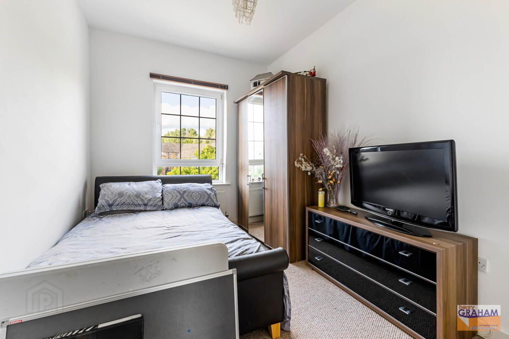 4 Holstein Crescent 24 of 30