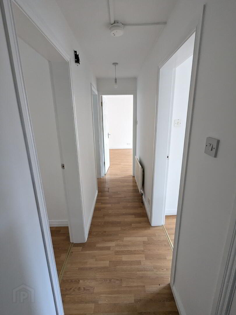 26 Sloanhill Mews 4 of 16