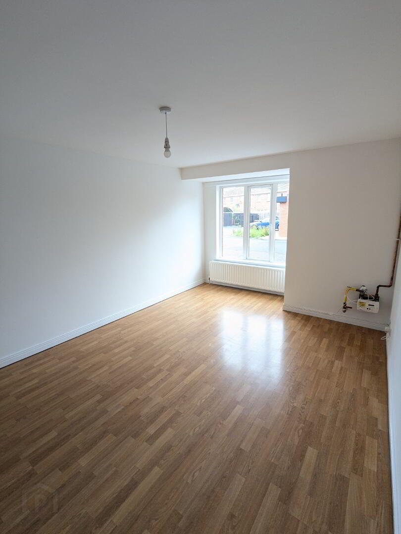 26 Sloanhill Mews 8 of 16
