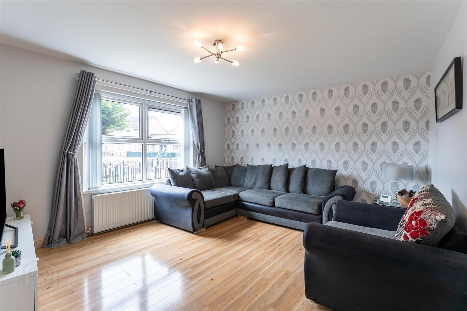 8 Avoniel Road 5 of 18
