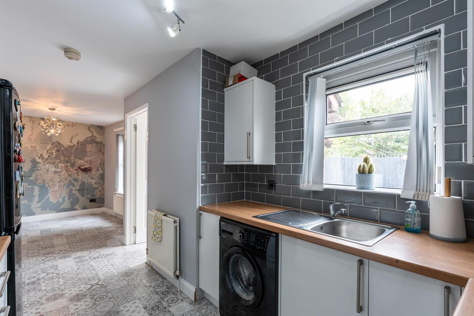 8 Avoniel Road 6 of 18