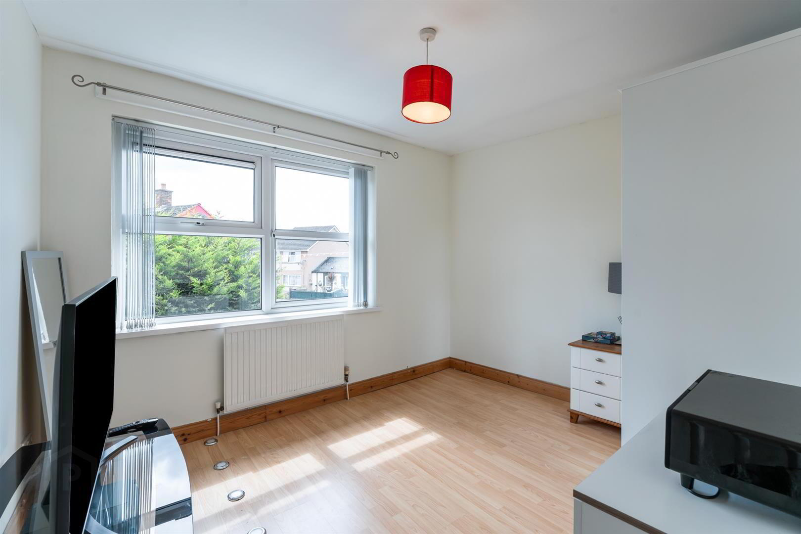 8 Avoniel Road 13 of 18