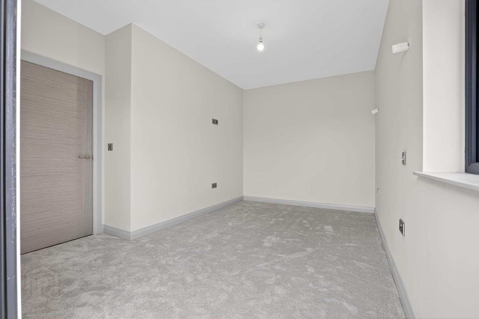 Penthouse Apartment, 17 The Promenade 30 of 45