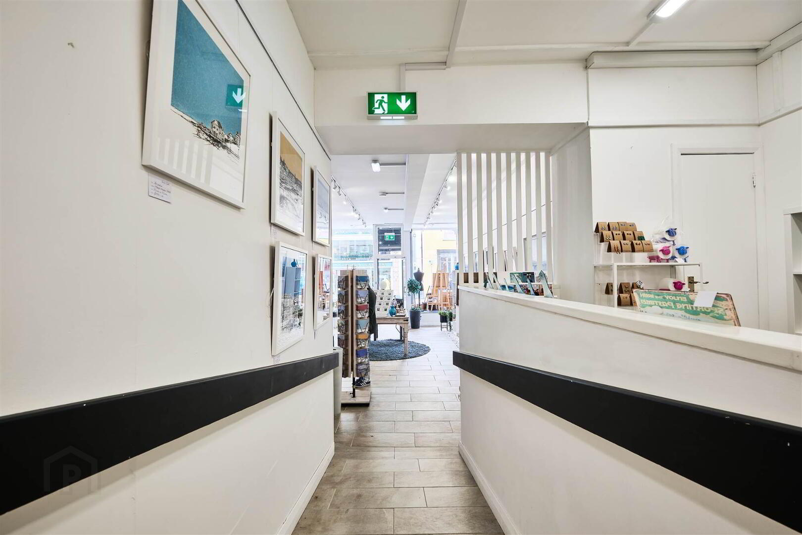 Retail Unit, 61 Main Street 7 of 15