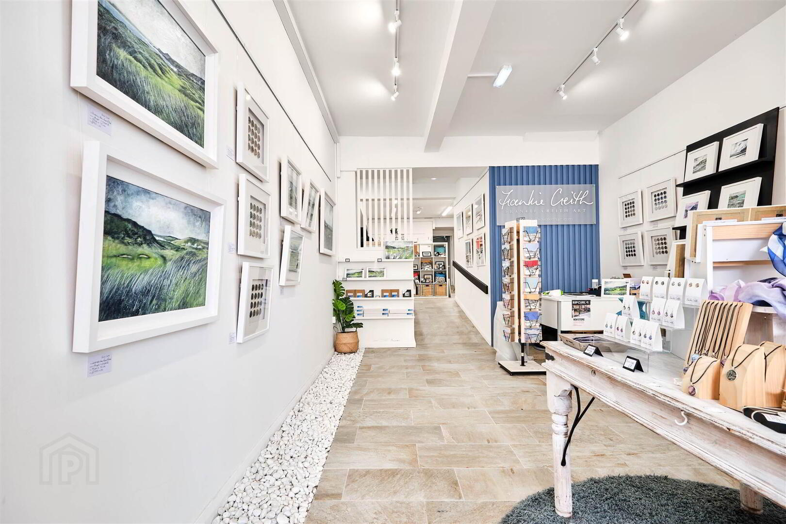 Retail Unit, 61 Main Street 4 of 15