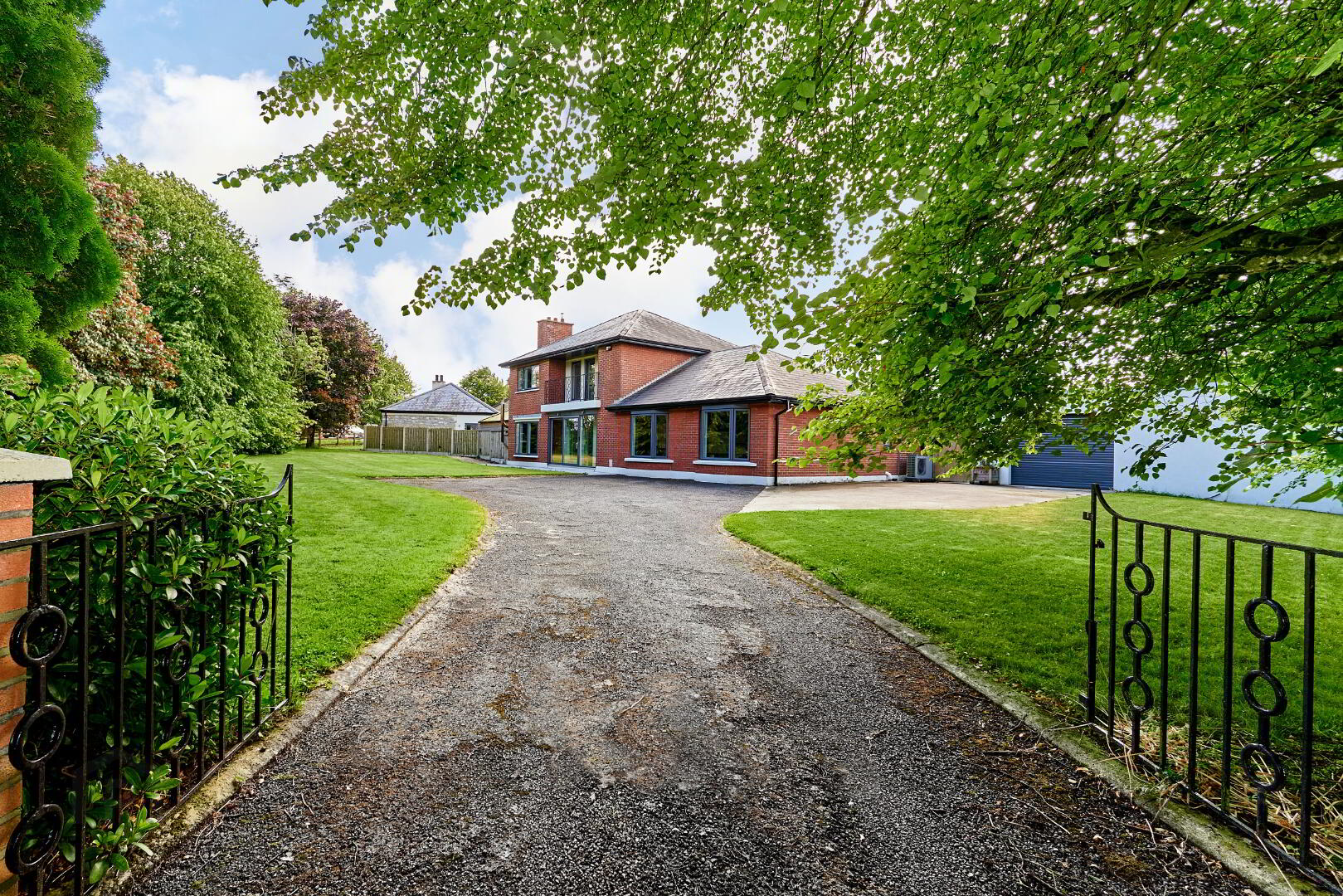 property description image