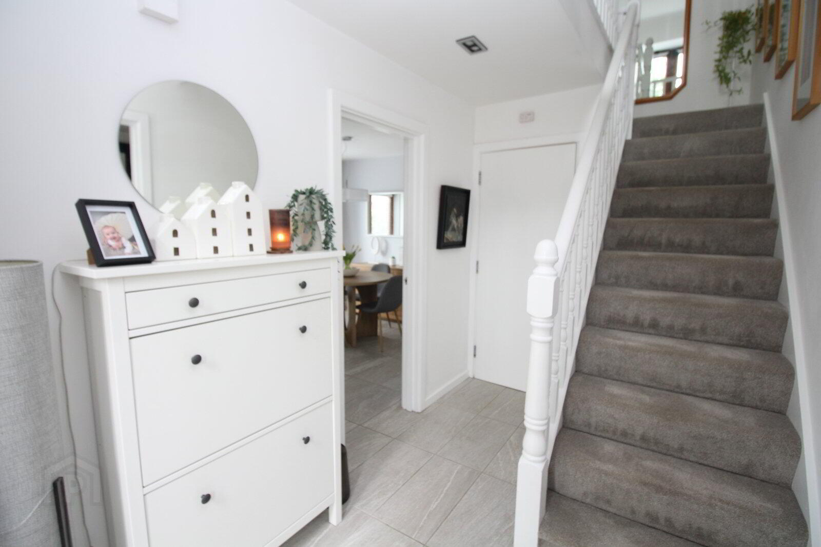 12 Meadowbank 3 of 23