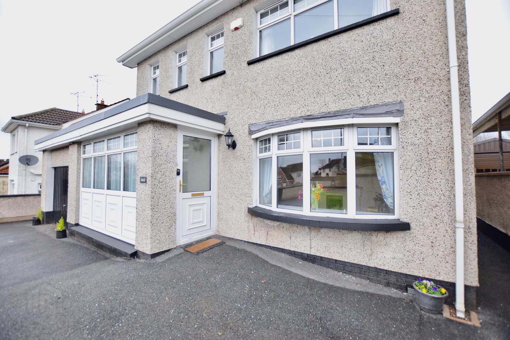 property description image