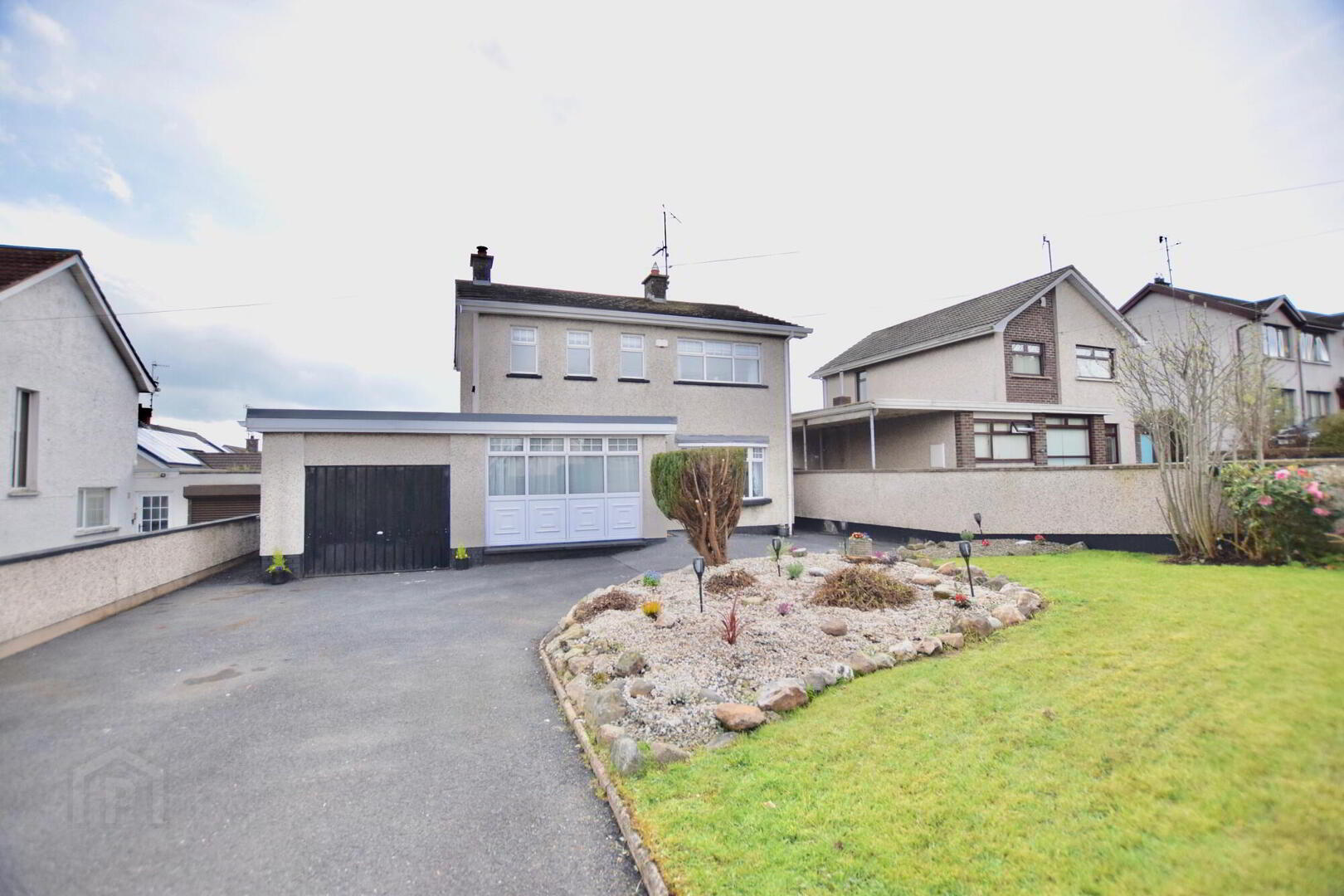144 Morgans Hill Road 1 of 32