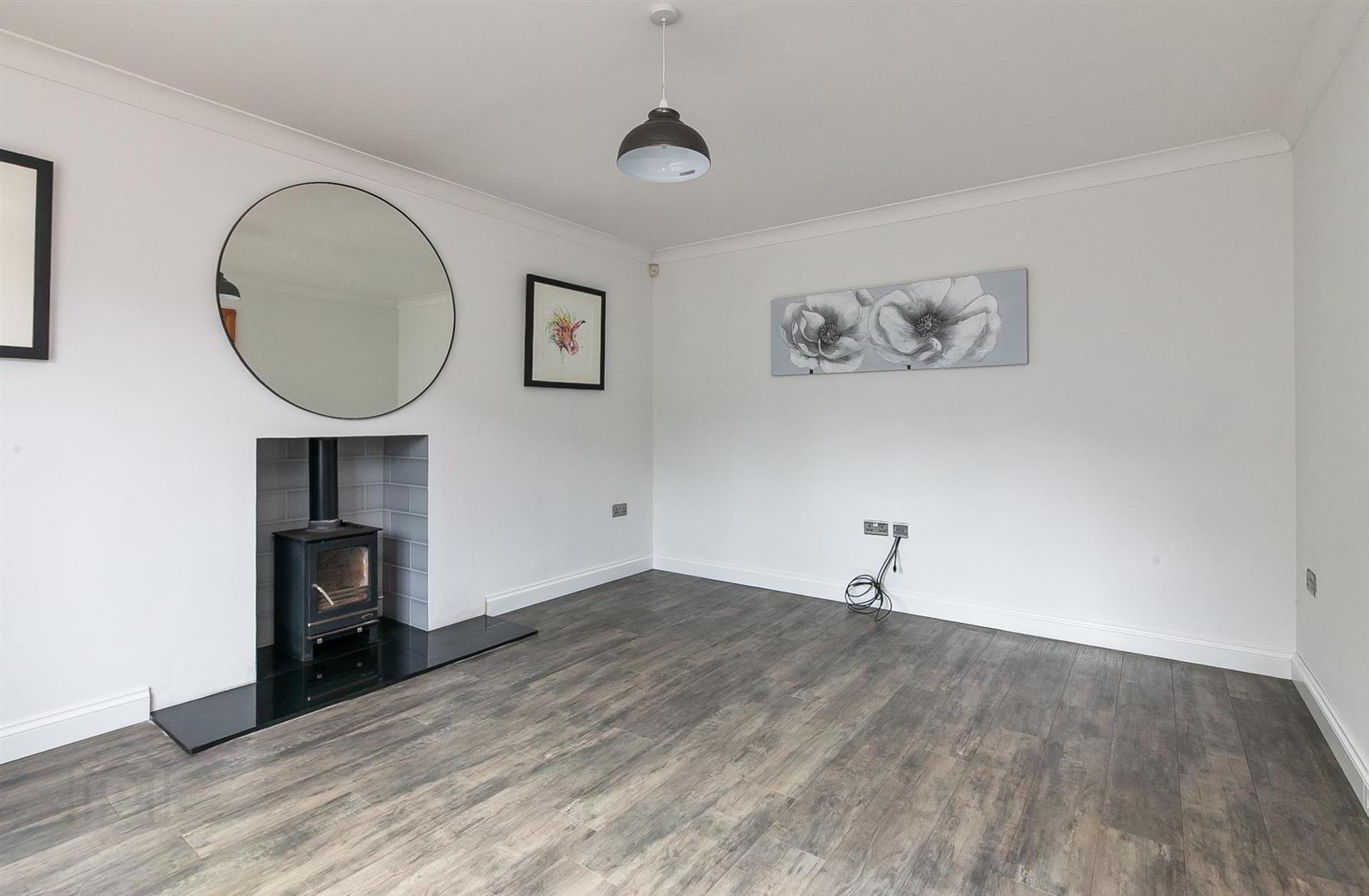 2 Fernridge Avenue 9 of 27