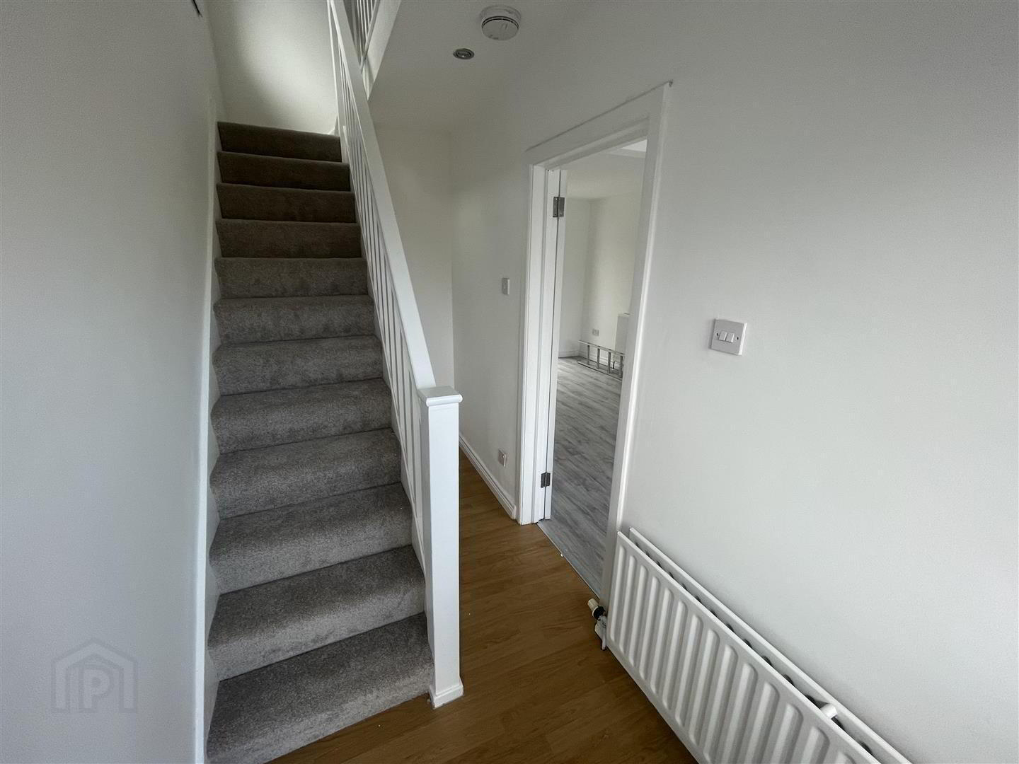 30 Andersonstown Park 2 of 13